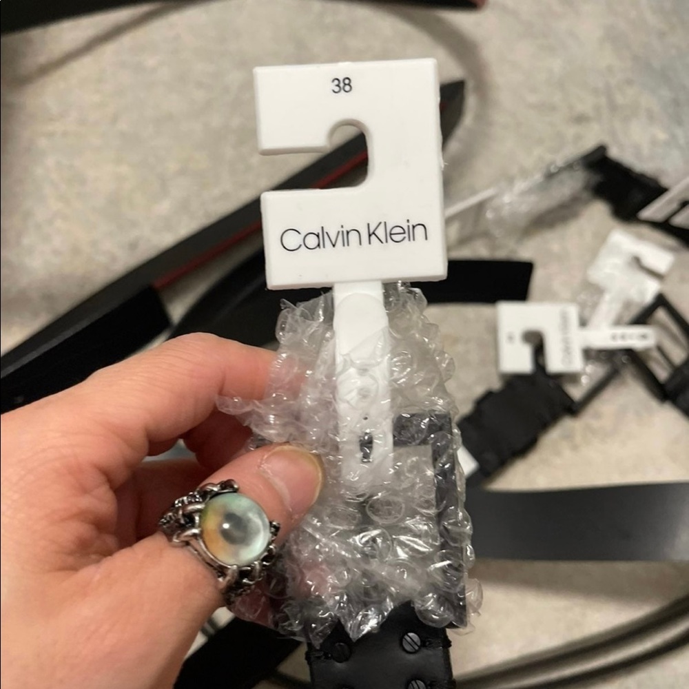 NWT Men’s Size 38 Calvin Klein Genuine Leather Belt In Black